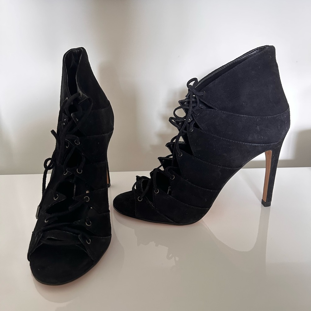 Dolce Vita Black Heels